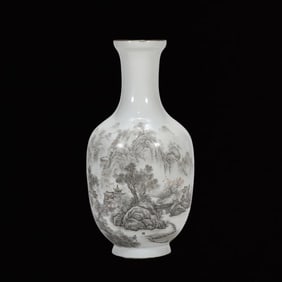 An Exquisite Ink Color Landscape and Figure Pattern Painted Gold Vase
