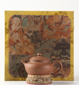An Exquisite Purple Sands Teapot