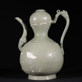 An Exquisite Yue yao Celadon Ewer