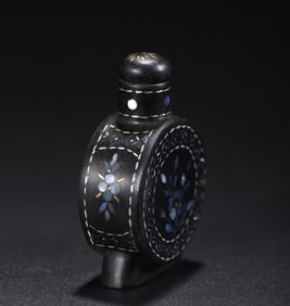 An Exquisite Silver Inlaid Gems Fish and algae pattern Snuff Bottle