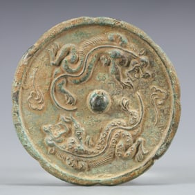 An Archaic Bronze Auspicious Beast Pattern Mirror