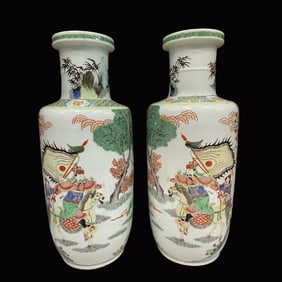 A Pair of Huge Wucai Character and Story Pattern Vase