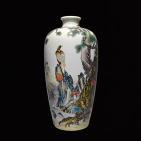 An Exquisite Enamel Pine and Eagle Pattern Vase,With Poem