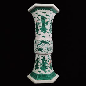 A Rare Green Color Animal Vase