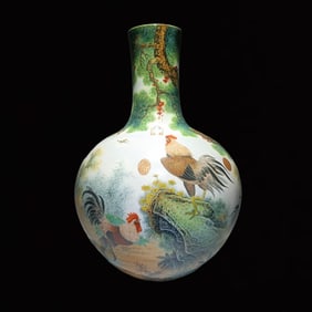 A Huge Enamel Rooster Pattern Vase,With Poem