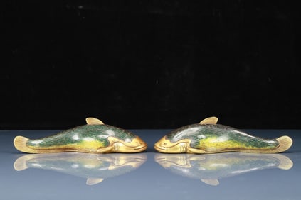 A Pair of Exquisite Cloisonne Fish Ornaments