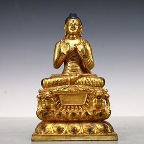 A Exquisite Gilt Bronze Statue of Sakyamuni