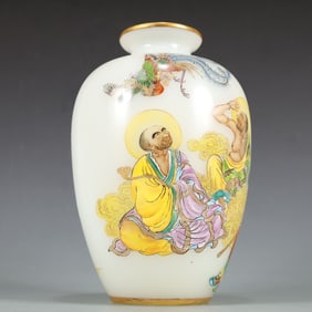 A Exquisite Colored glaze Famille-Rose Outline in gold Character and Story Pattern with poem Vase