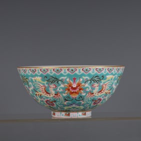 A Exquisite Famille-Rose Green Glazed Phoenix Pattern Lotus Pattern Bowl