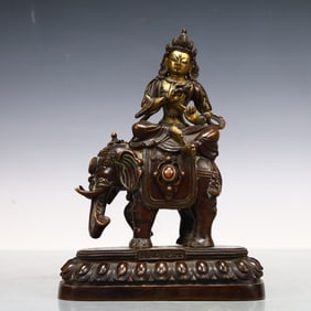 A Exquisite Gilt Bronze Statue of Manjusri