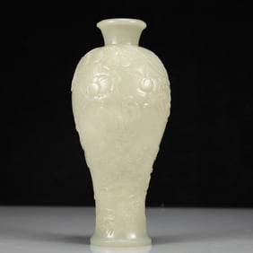 An Exquisite White Jade Flower and Fruit Pattern Landscape and Figure Pattern Vase