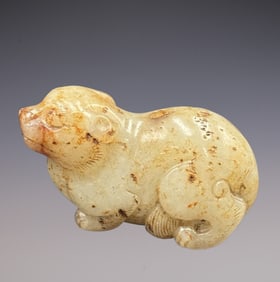 An Exquisite White Jade Auspicious Beast Ornament