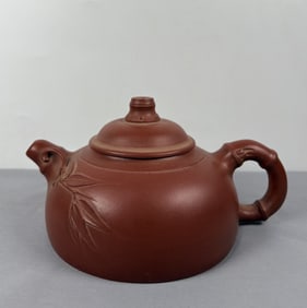 An Exquisite Purple Sands Bamboo Pattern Teapot