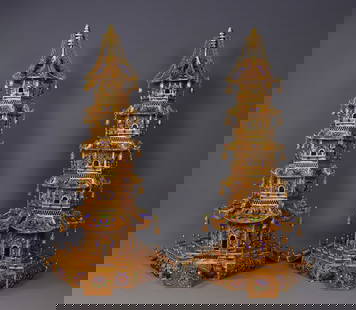 A Exquisite A pair of Gilt Bronze Inlaid Gems Pagoda: A Exquisite A pair of Gilt Bronze Inlaid Gems Pagoda Qing Dynasty, China Qianlong Four-character Mark Size:45cmx22.5cmWeight:3750g&#33457;&#19997;&#37775;&#37329;&#38262;&#23884;&#23453;&#30707;&#2890
