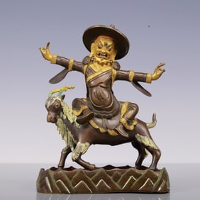 An Exquisite Gilt Bronze Statue of Vajra