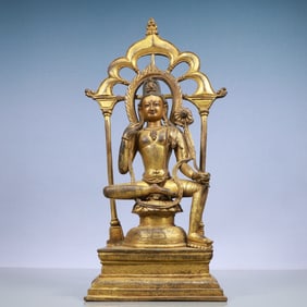 An Exquisite Gilt Bronze Statue of Amitayus