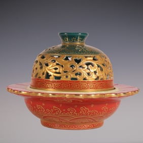 An Exquisite Enamel Painted Gold Landscape Pattern Lotus Pattern Censer