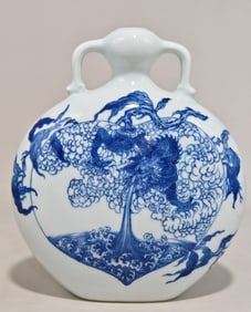 A Exquisite Blue and White Dragon Pattern Seawater Pattern Flower Pattern Double-Ears Vase