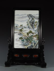 An Exquisite Famille-Rose Landscape and Figure Pattern Screen