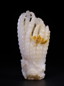 A Exquisite Hetian Jade Buddha Hand Ornament