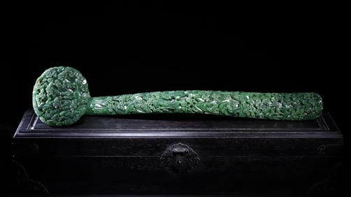 A Exquisite Jade Pine and Crane Pattern Ruyi Ornament