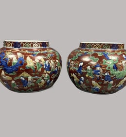 A pair of Exquisite Blue and White Red Ground Yellow and Green Glazed Figures Pattern Jar