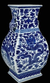 Blue and white dragon and phoenix pattern double-handled vase