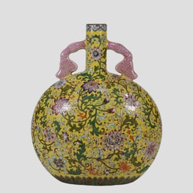 Famille-Rose Yellow-ground lotus and floral pattern vase