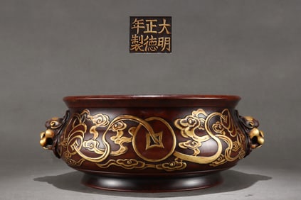 A Rare Red copper body gilt cloud ring holding money pattern lion head ear stove