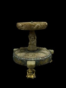 An Archaic Gilt-Bronze Tripod Lamp Inlaid with Gold, Silver and Jade