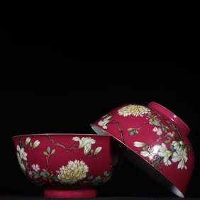 A Rare Enamel Ruby Red-Glazed Flower Pattern Bowl