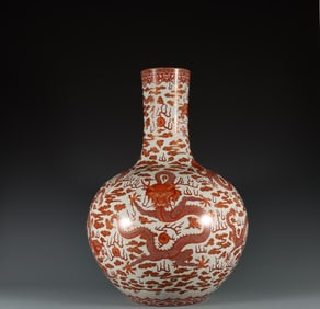 A Rare Iron-Red Outline in gold Dragon Pattern Vase
