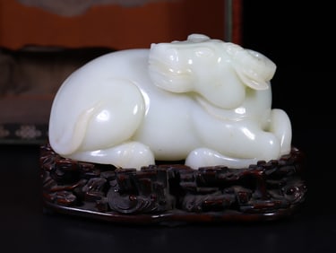 A Exquisite Hetian Jade Ox-shaped Ornament