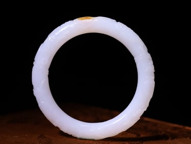 A Exquisite Hetian Jade Bracelet