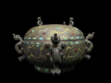 Han Dynasty, China Bronze Box Inlaid with Gold, Silver and Gemstones