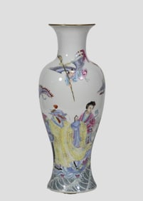 Famille-Rose Character and Story Pattern Vase