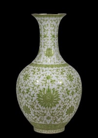 Green Glazed lotus flower pattern vase