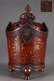 A Rare Red copper body gold-sprinkled lion head ear tube-style incense burner