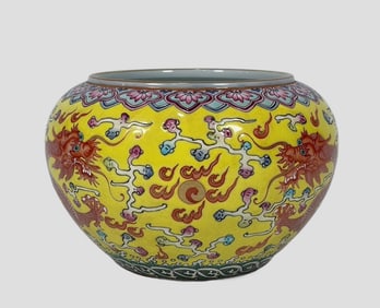 Yellow-Ground Dragon Bead Pattern Brush Washer