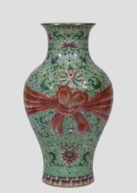 Famille-Rose Turquoise Engraved Floral Patterned Vase