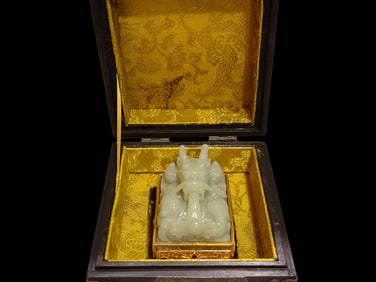 A Rare Filigree Inlaid Jade Seal
