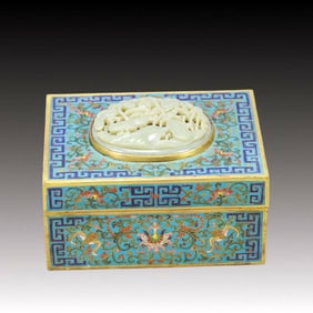 An Exquisite Cloisonne Lotus and Bats Pattern Cover Box,Inlaid White Jade