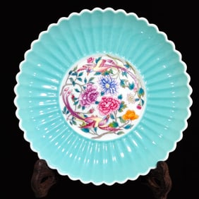 An Exquisite Turquoise Glazed Flower and Bird Pattern Plate