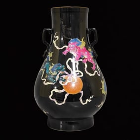 A Rare Black Glazed Painted Gold Lion Pattern Double-Ears Vase