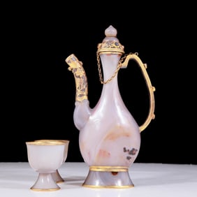 A set of exquisite agate gold-covered tea sets