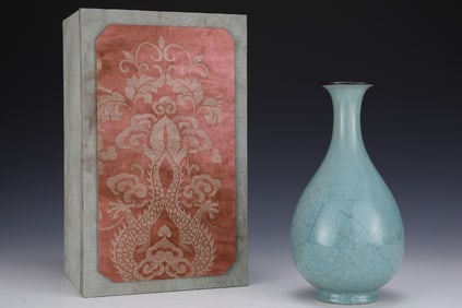 An Exquisite Ru yao Sky Blue Glazed Vase