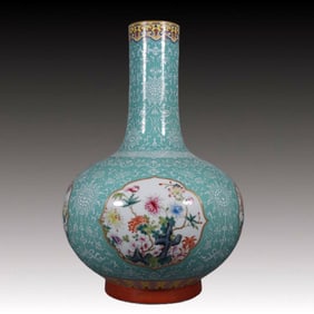 A Huge Famille-Rose Green Ground Flower Pattern Vase