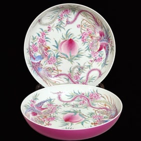 A Pair of Exquisite Ruby Red-Glazed Flower,Fruit and Phoenix Plates