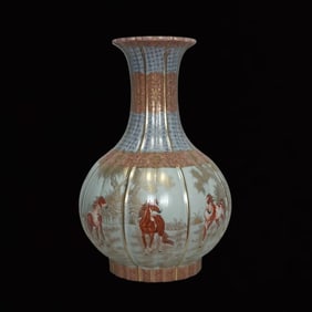 A Huge Enamel Painted Gold Horse Pattern Vase