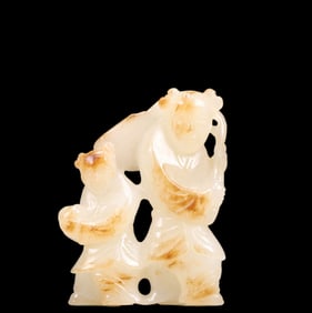 An Exquisite Sapphire Figure Ornament